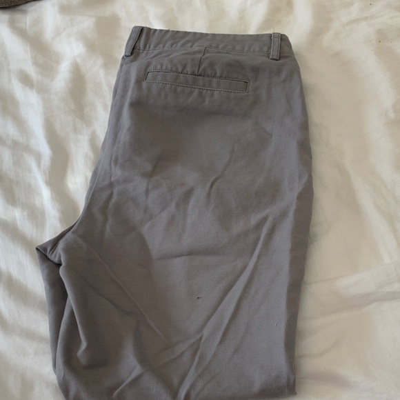 Michael Kors light Gray Chinos pants with Button Detail, zip pockets size 8 - Picture 8 of 9